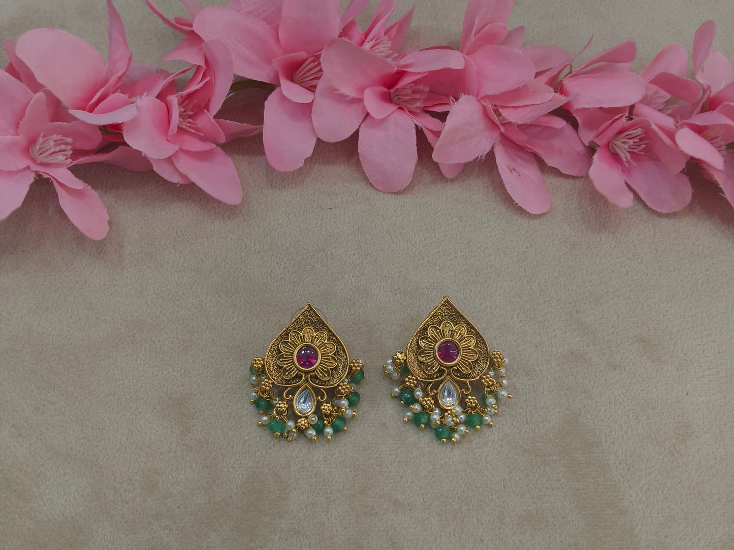 Gold Polki Yaad Earrings