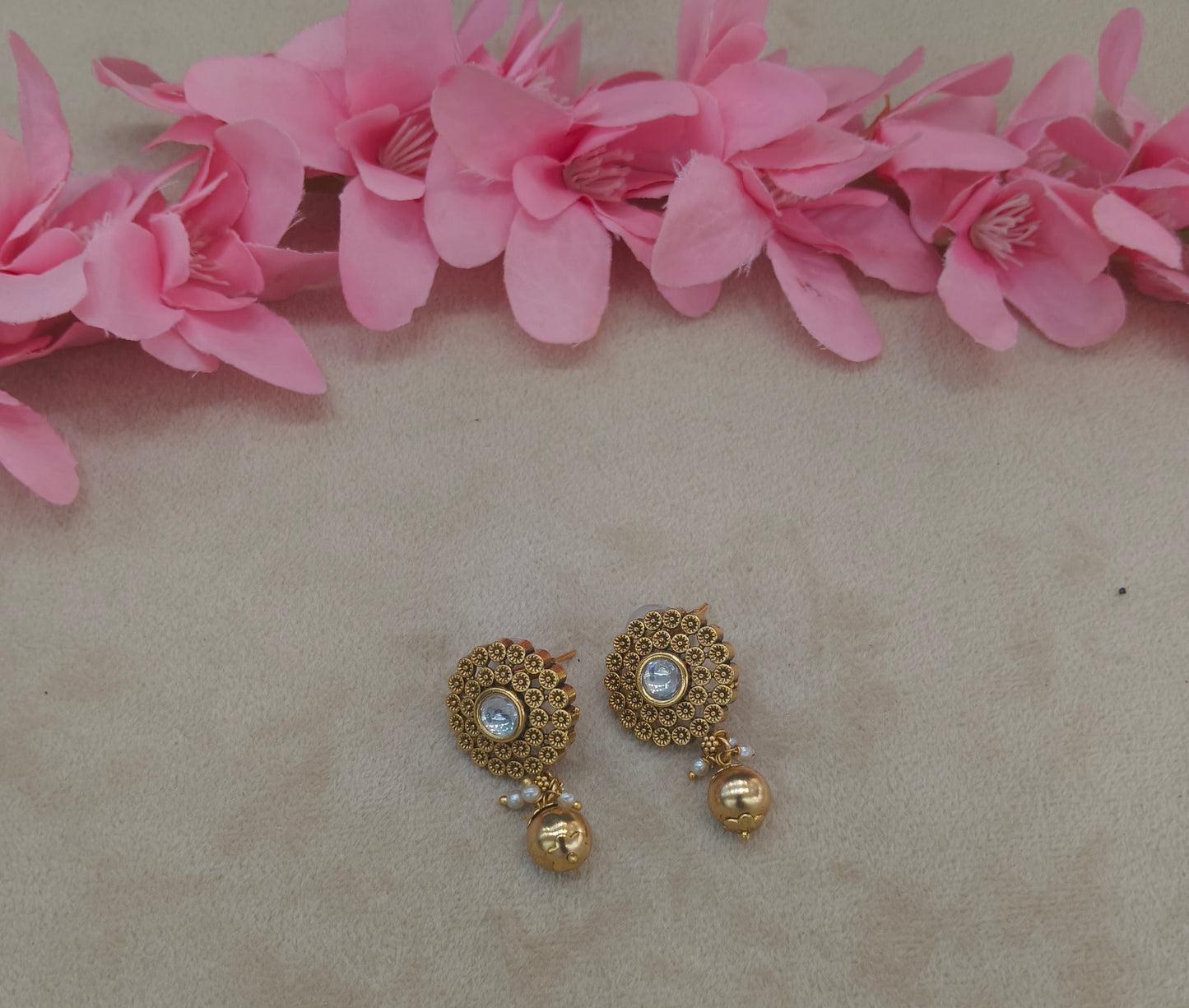 Gold Polki Yaad Earrings