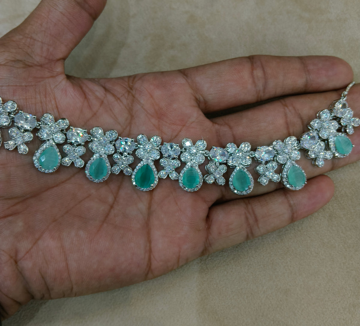 Mint American Diamond Ad Necklace Alexa Sets