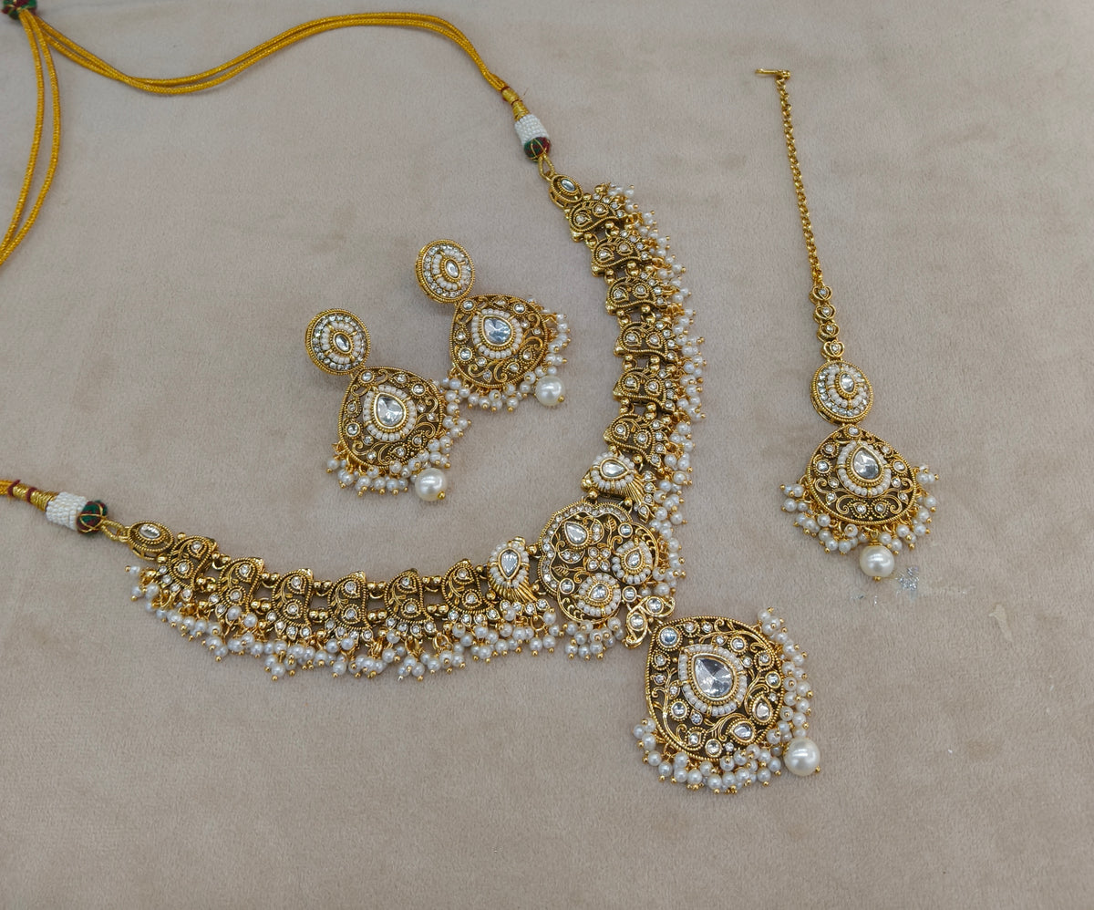 White Kundan necklace Dazy jewellery sets