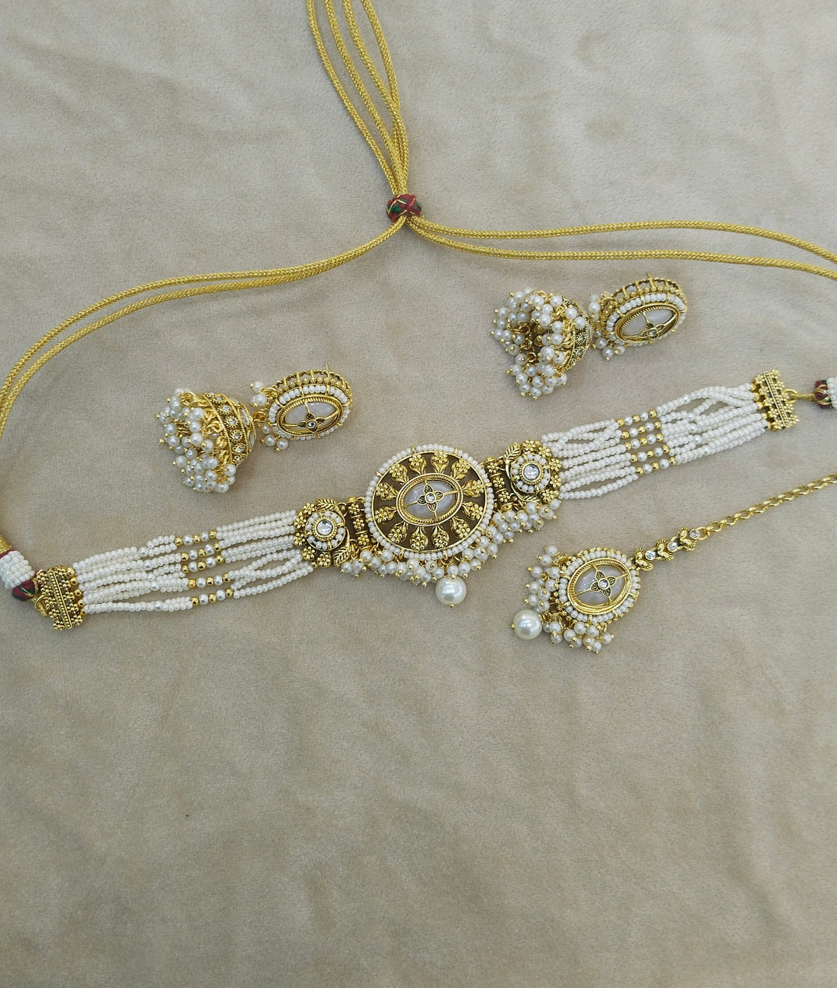 Gold White Kundan Choker Jewellery Reema Set