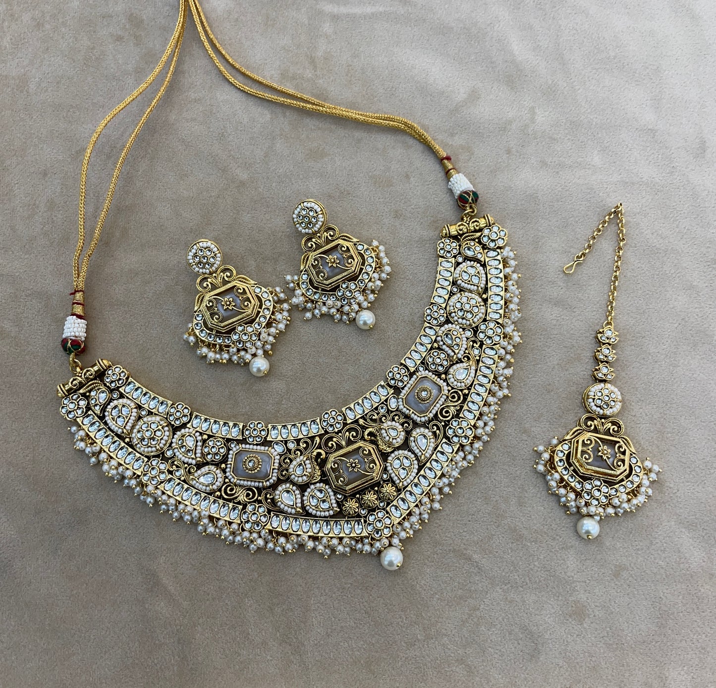 Gold White Kundan necklace Set/ kundan Indian Khusi jewellery sets