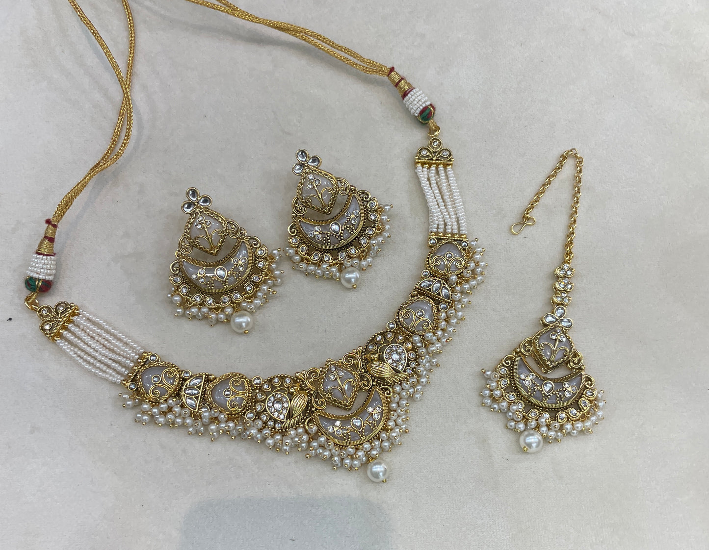 Gold White Kundan necklace Set/ kundan Indian Navya jewellery sets
