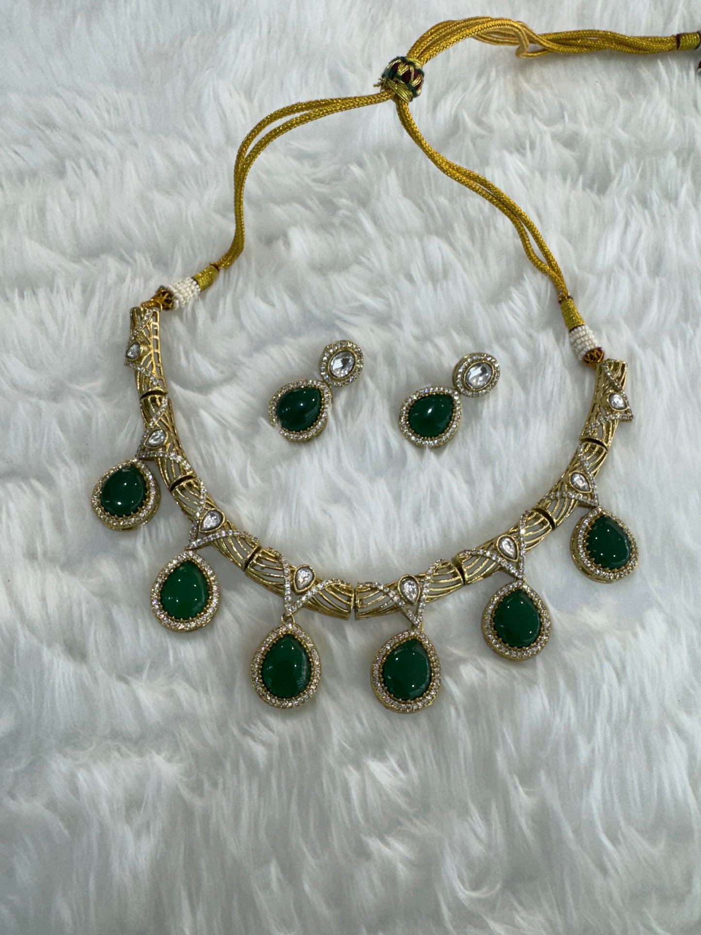 Green Necklace Jewellery Emma Set