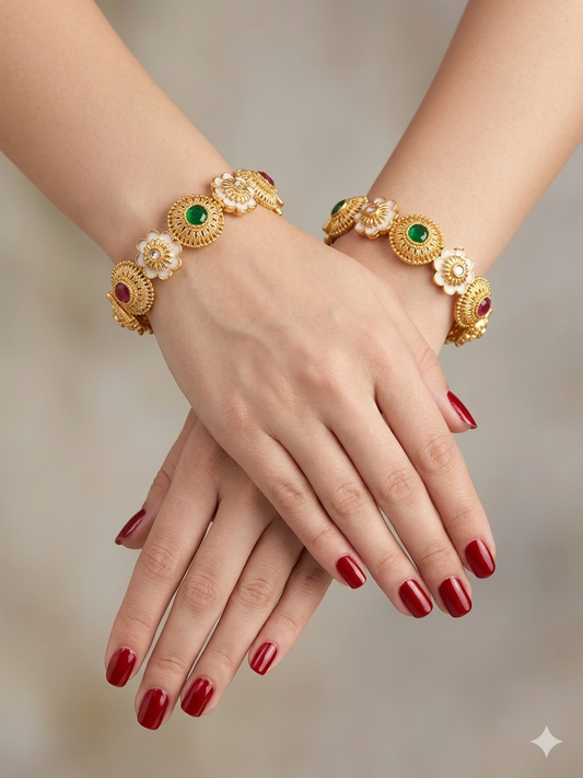 Bangles jewelry /Traditional bollywood jewelry Ruby Green Ruya Gold bangles