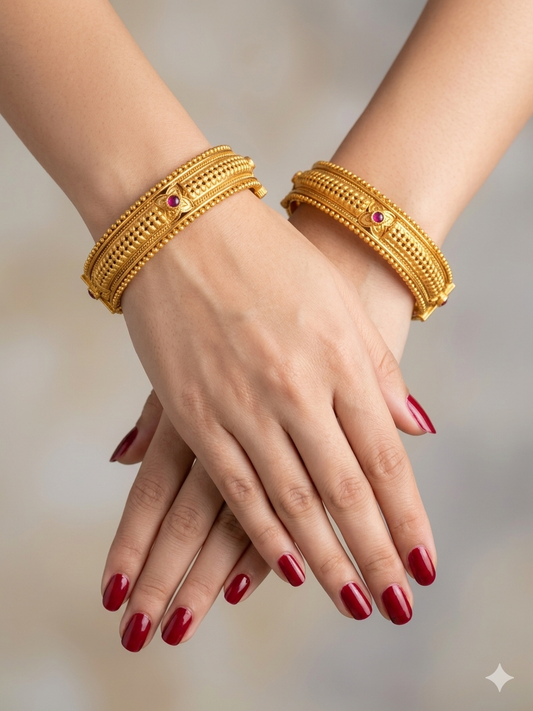 Bangles jewelry /Traditional bollywood jewelry Ruby Ruba Gold bangles