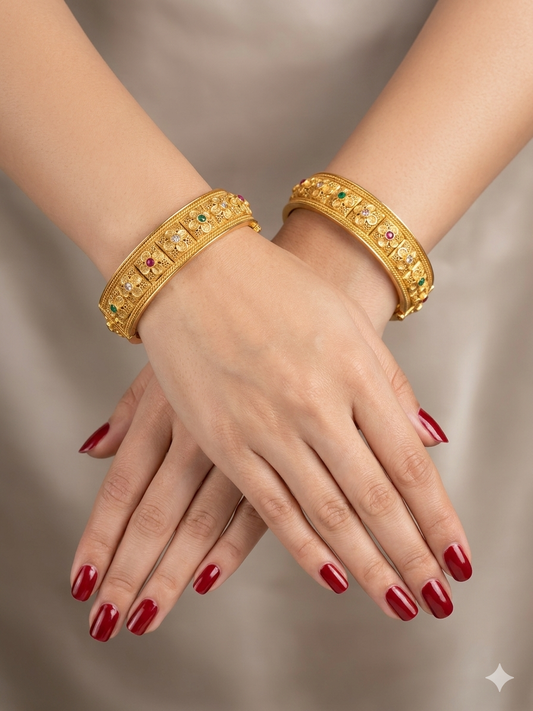 Bangles jewelry /Traditional bollywood jewelry Ruby Green Azra Gold bangles