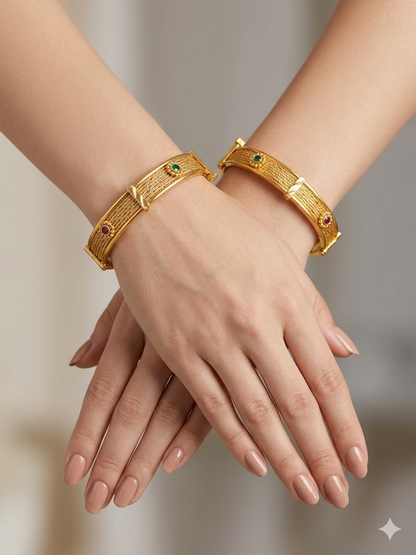 Bangles jewelry /Traditional bollywood jewelry Ruby Green Amara Gold bangles