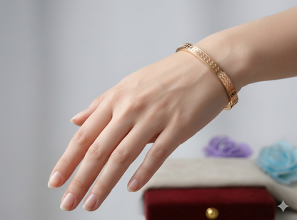 Saini Anti-Tarnish Stainless Steel Bracelet(Openable)