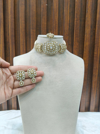White Moissanite Kundan Choker Jewellery Gini Set
