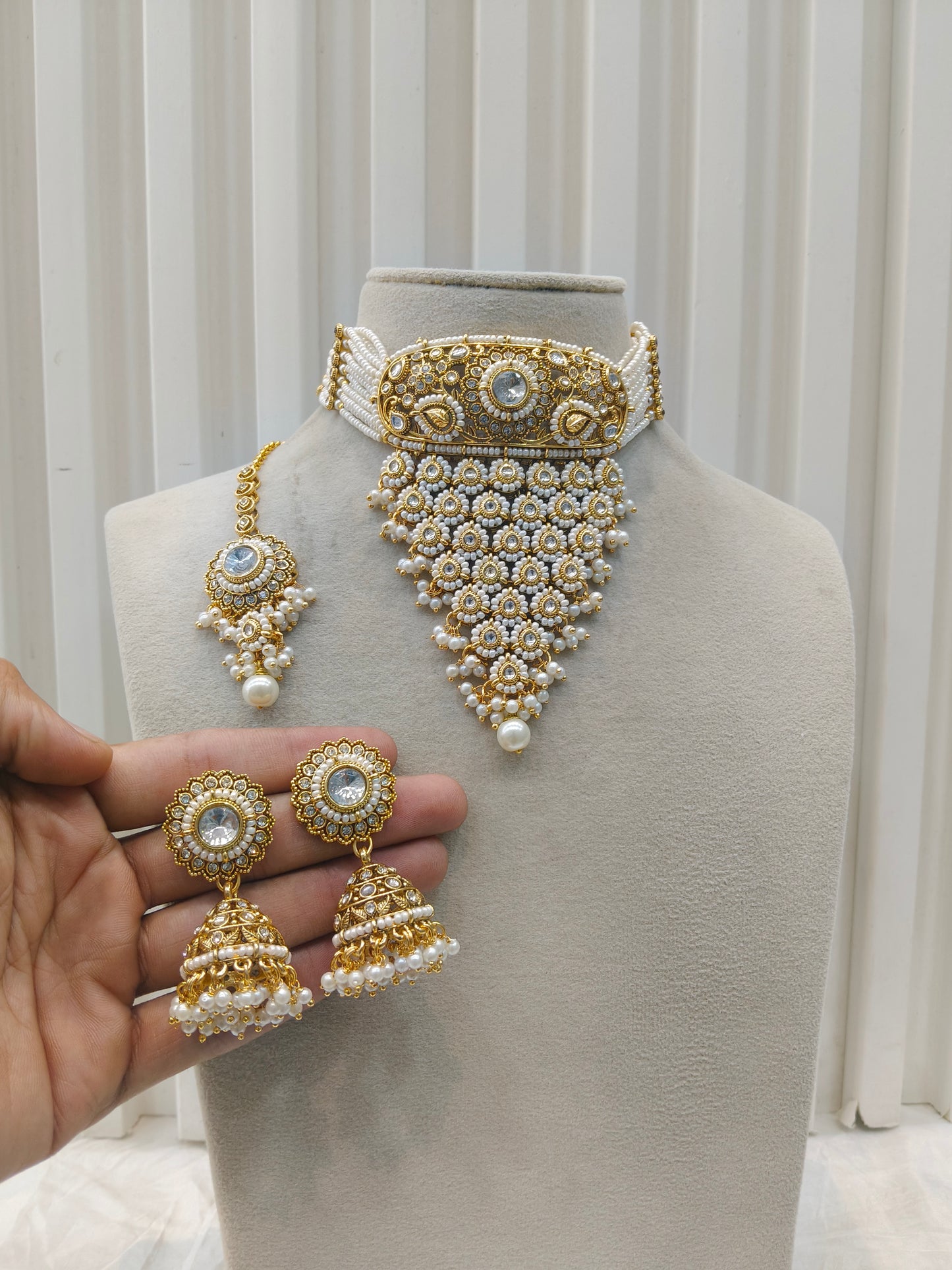 Gold White Kundan waterfall Choker Jewellery Lohit Set
