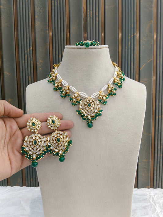 Gold Green Kundan Nacklace Hema sets