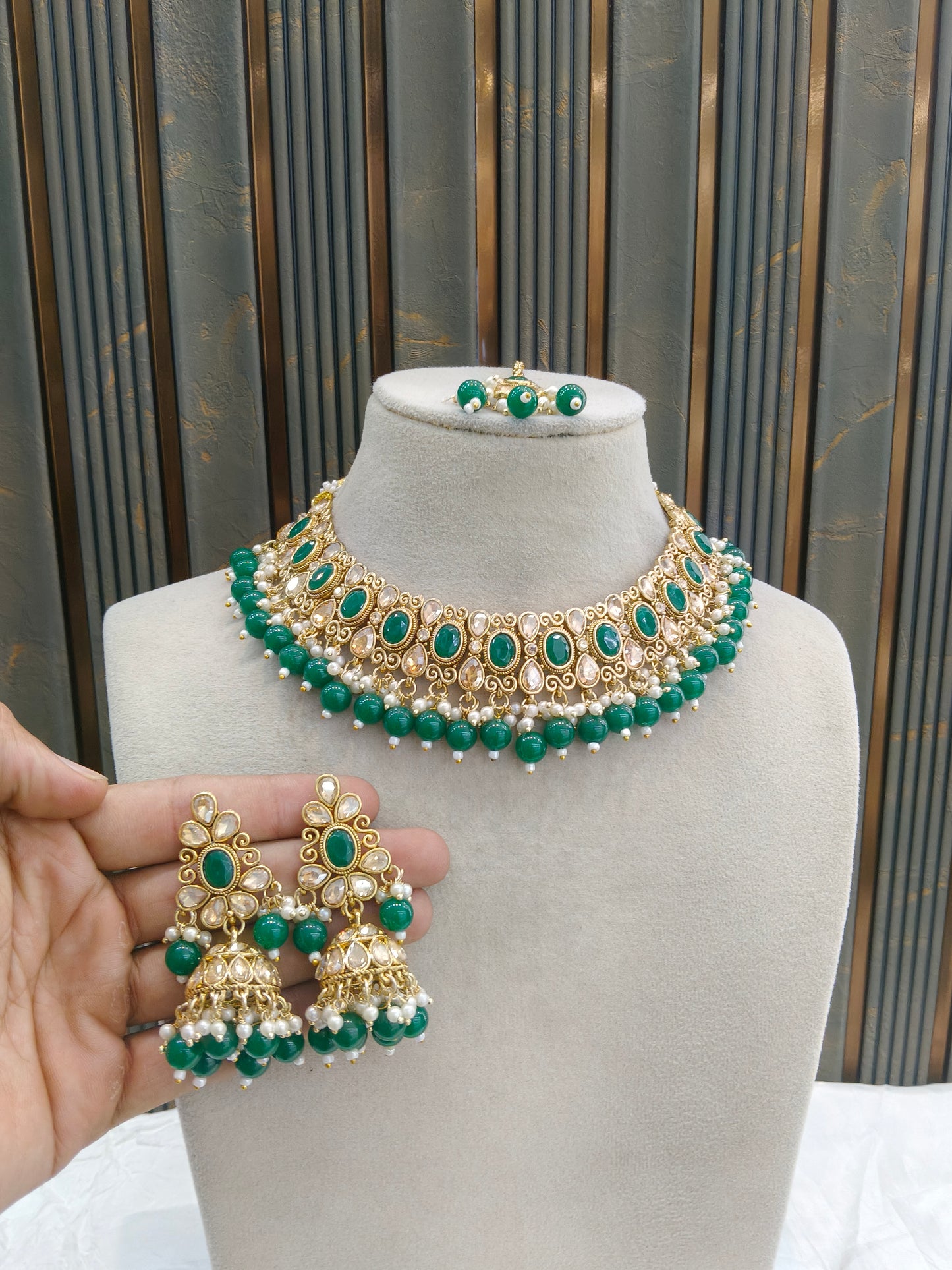 Antique Gold Green Necklace Jewellery Kitty Bollywood sets