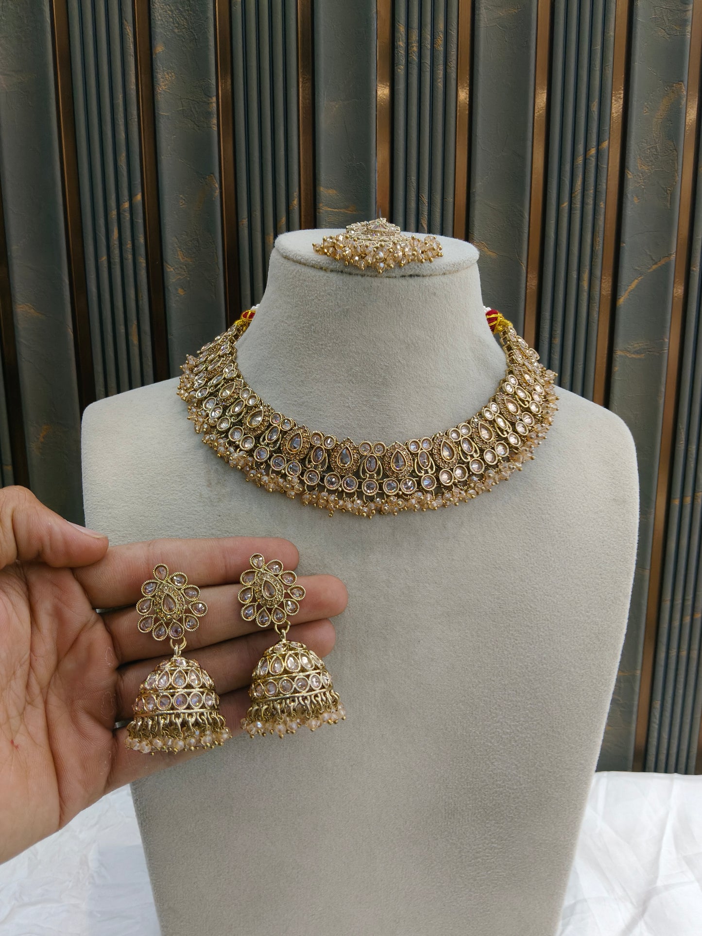 Antique Gold Necklace Jewellery Fern Bollywood sets