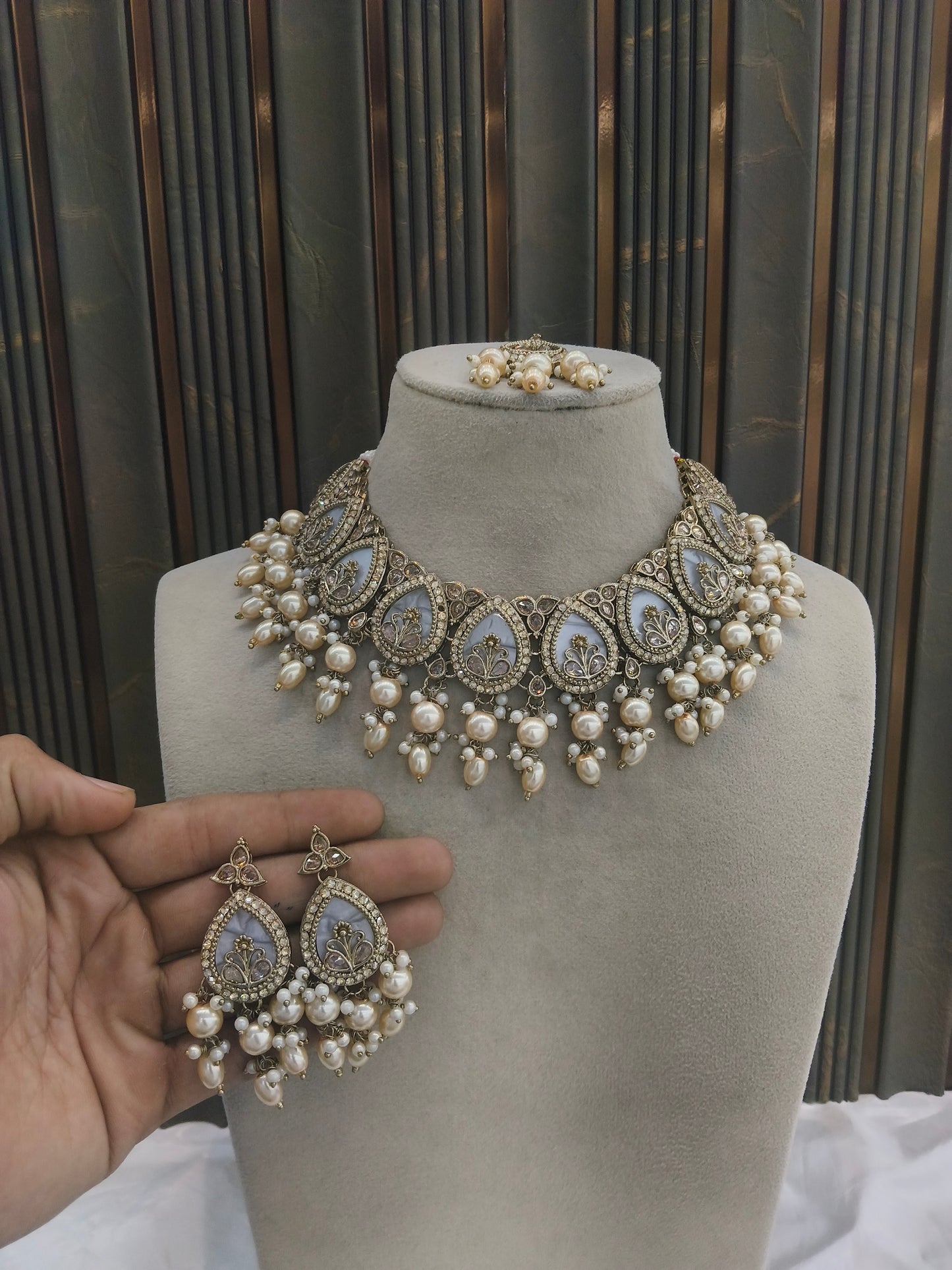 Antique Gold Necklace Jewellery Betty Bollywood sets