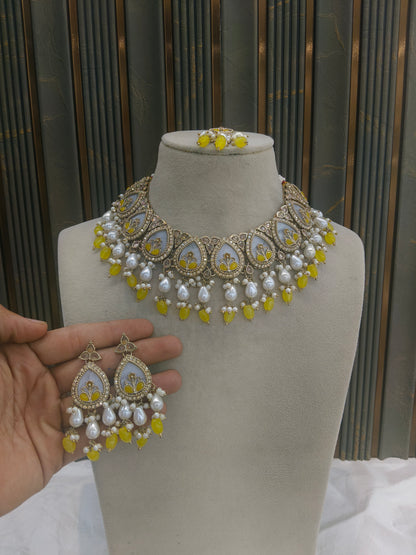 Antique Gold Yellow Necklace Jewellery Betty Bollywood sets