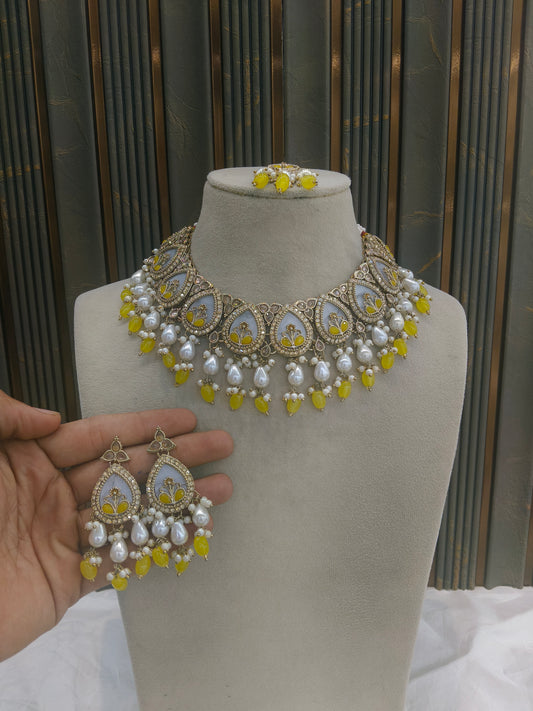 Antique Gold Yellow Necklace Jewellery Betty Bollywood sets