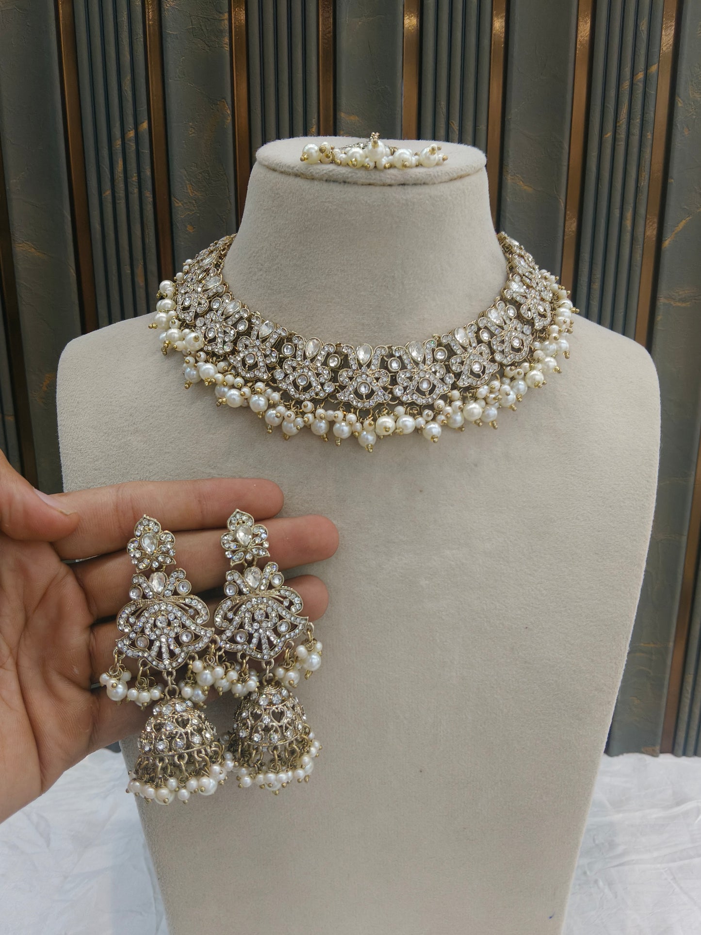 Antique Gold Necklace Anvi sets