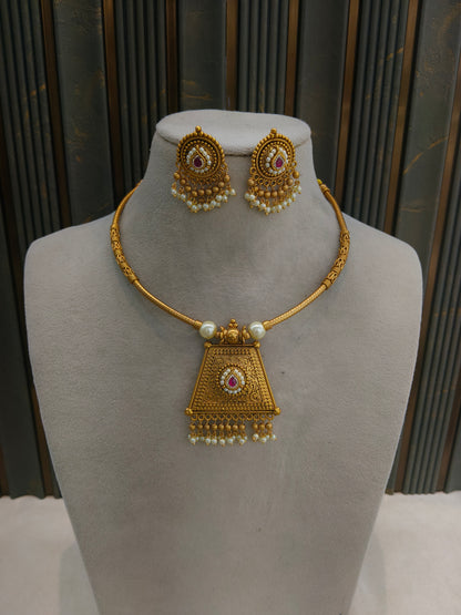 Gold Polki Ruby White Husli Necklace Jewellery Rex Set