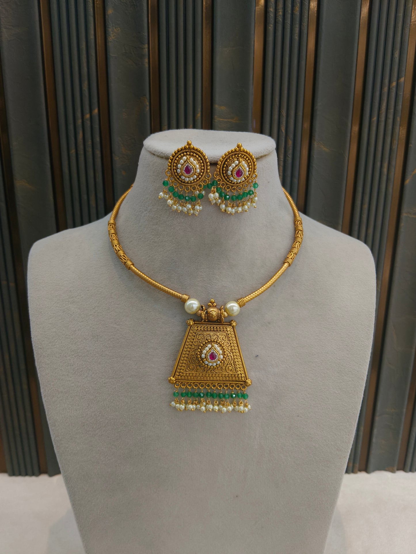 Gold Polki Ruby Sage Green Husli Necklace Jewellery Rex Set