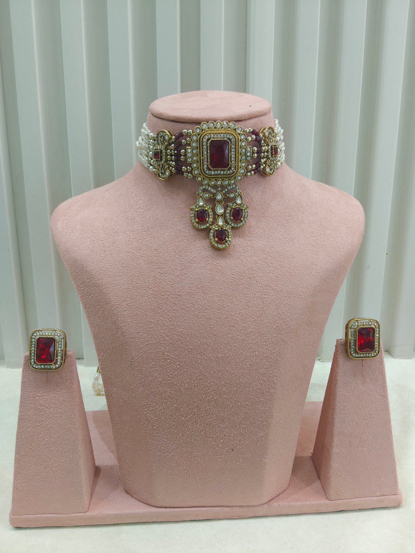 Antique Maroon Moissanite Kundan Choker Jewellery Sarah Set