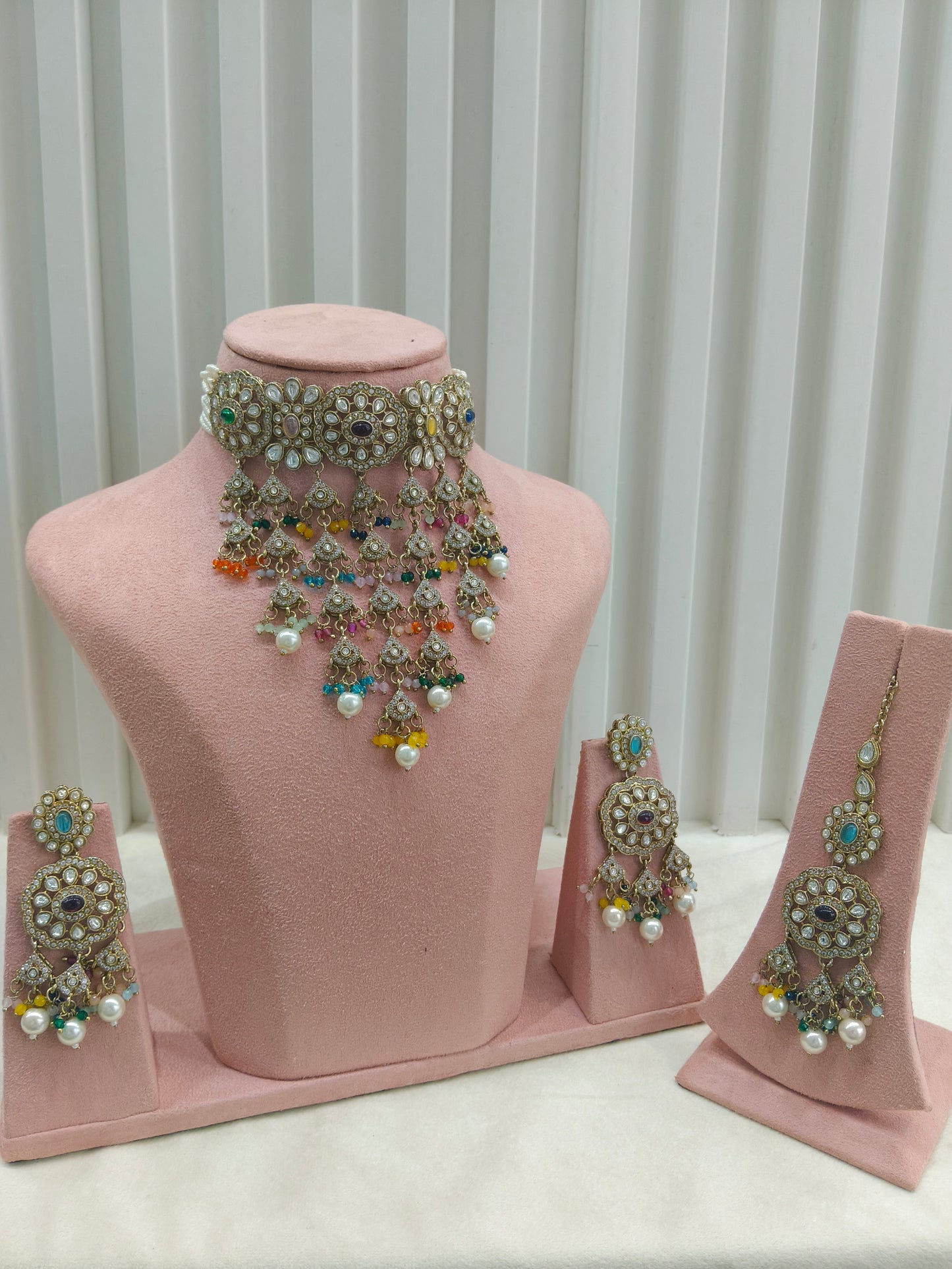 Antique Multicolor Waterfall Moissanite Kundan Choker Jewellery Sarah Set