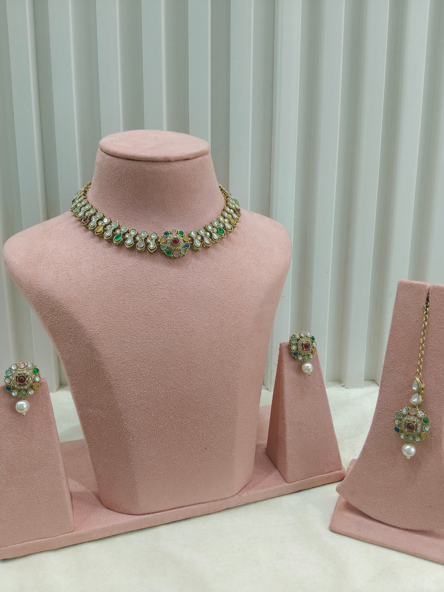 Antique Gold Multicolor Moissanite Kundan Necklace Jewellery Aya Set