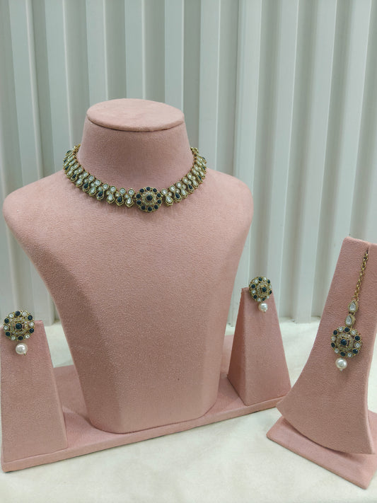Antique Gold Black Moissanite Kundan Necklace Jewellery Aya Set