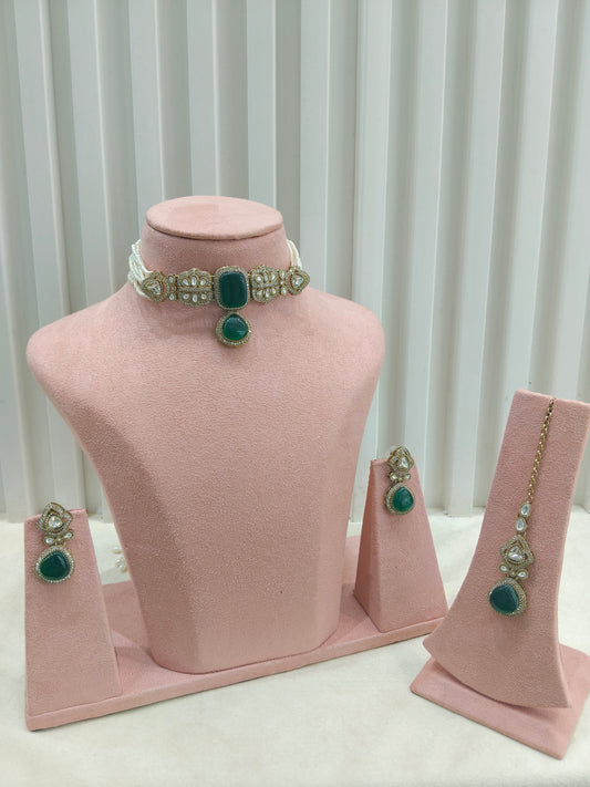 Antique Green Moissanite Kundan Choker Jewellery Letin Set