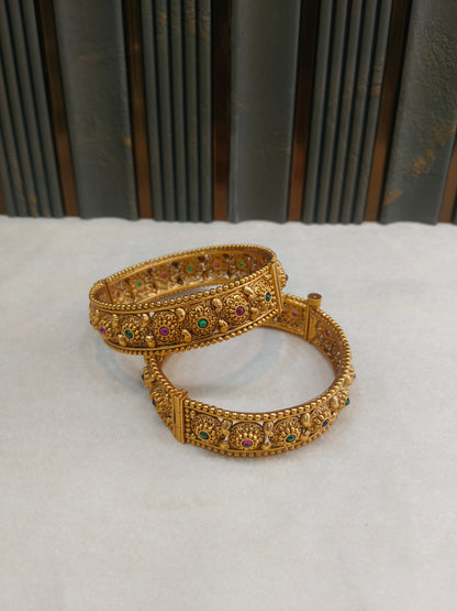 Bangles jewelry /Traditional bollywood jewelry Ruby Green Palak Gold bangles