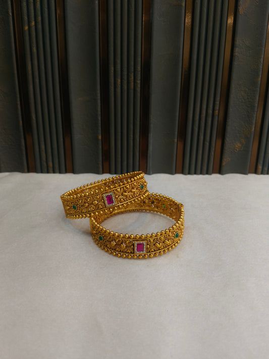 Bangles jewelry /Traditional bollywood jewelry Ruby Green Roheen Gold bangles