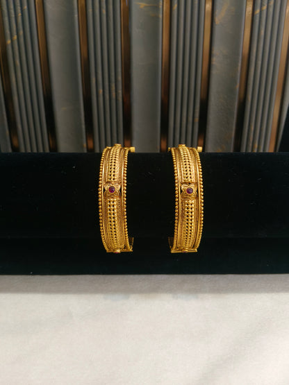 Bangles jewelry /Traditional bollywood jewelry Ruby Ruba Gold bangles
