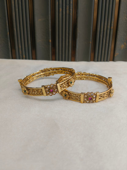 Bangles jewelry /Traditional bollywood jewelry Ruby Green Samia Gold bangles