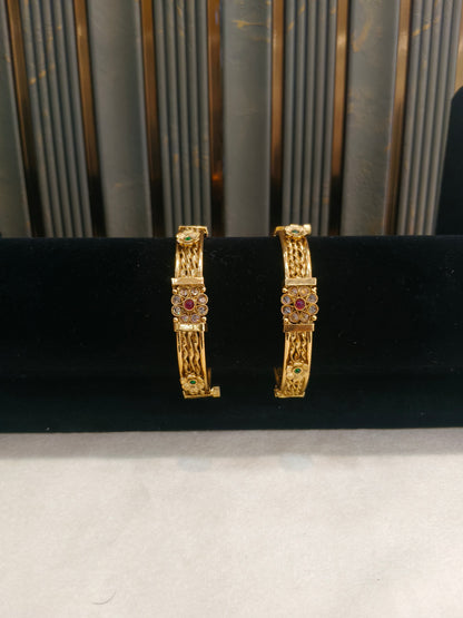 Bangles jewelry /Traditional bollywood jewelry Ruby Green Samia Gold bangles