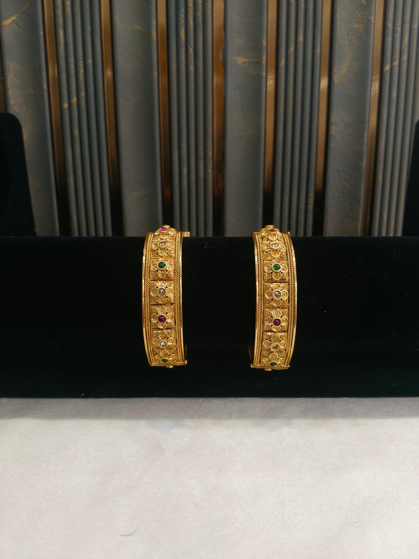 Bangles jewelry /Traditional bollywood jewelry Ruby Green Azra Gold bangles