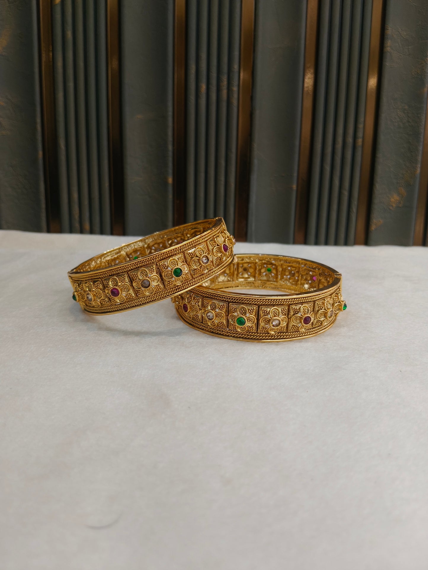 Bangles jewelry /Traditional bollywood jewelry Ruby Green Azra Gold bangles