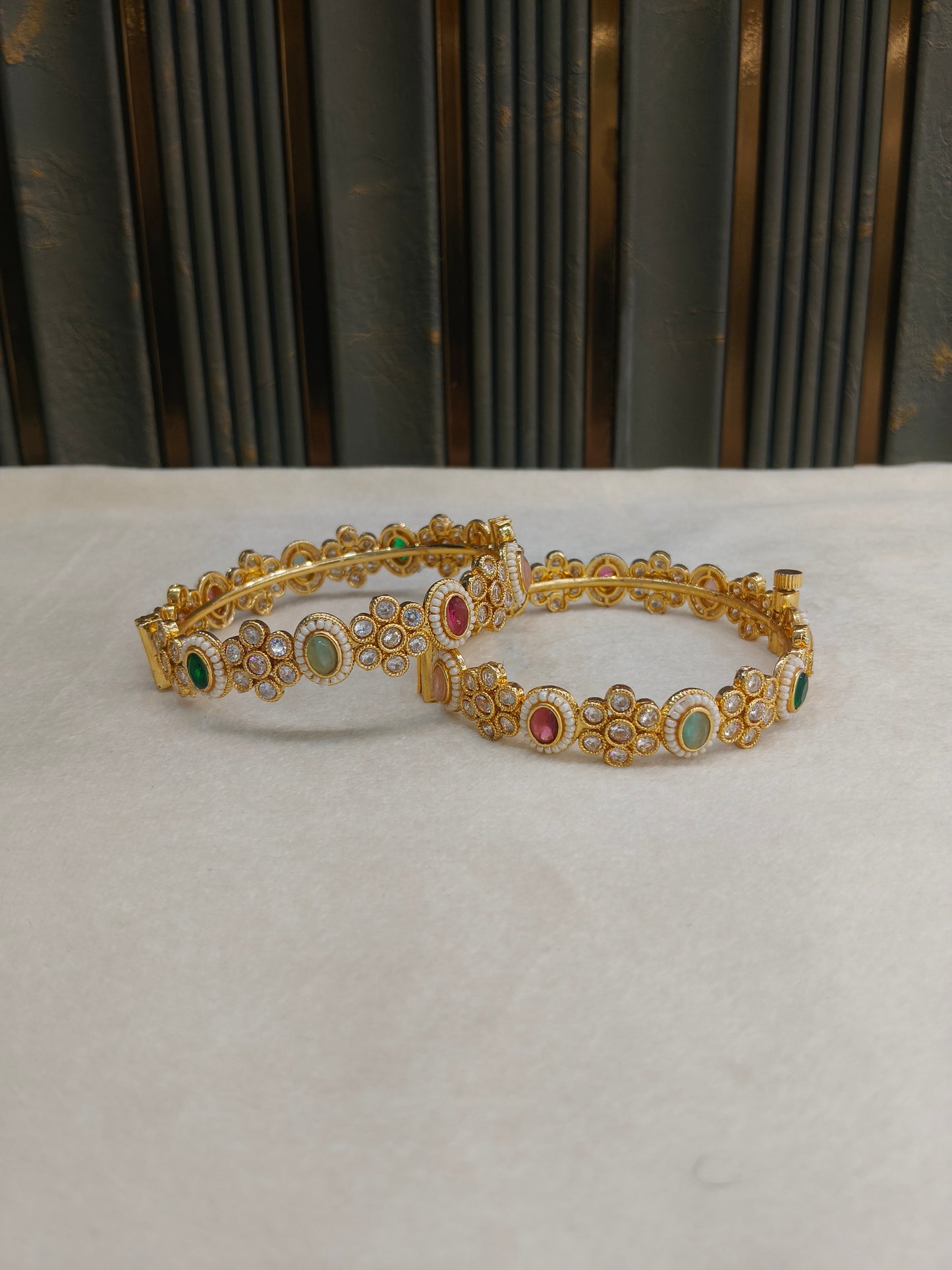 Bangles jewelry /Traditional bollywood jewelry Multicolor Azra Gold bangles