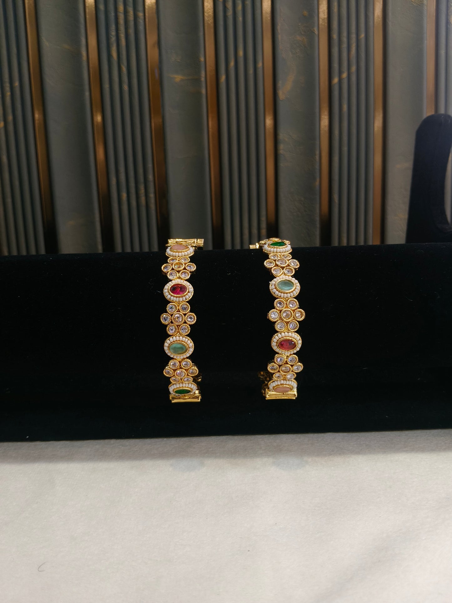 Bangles jewelry /Traditional bollywood jewelry Multicolor Azra Gold bangles