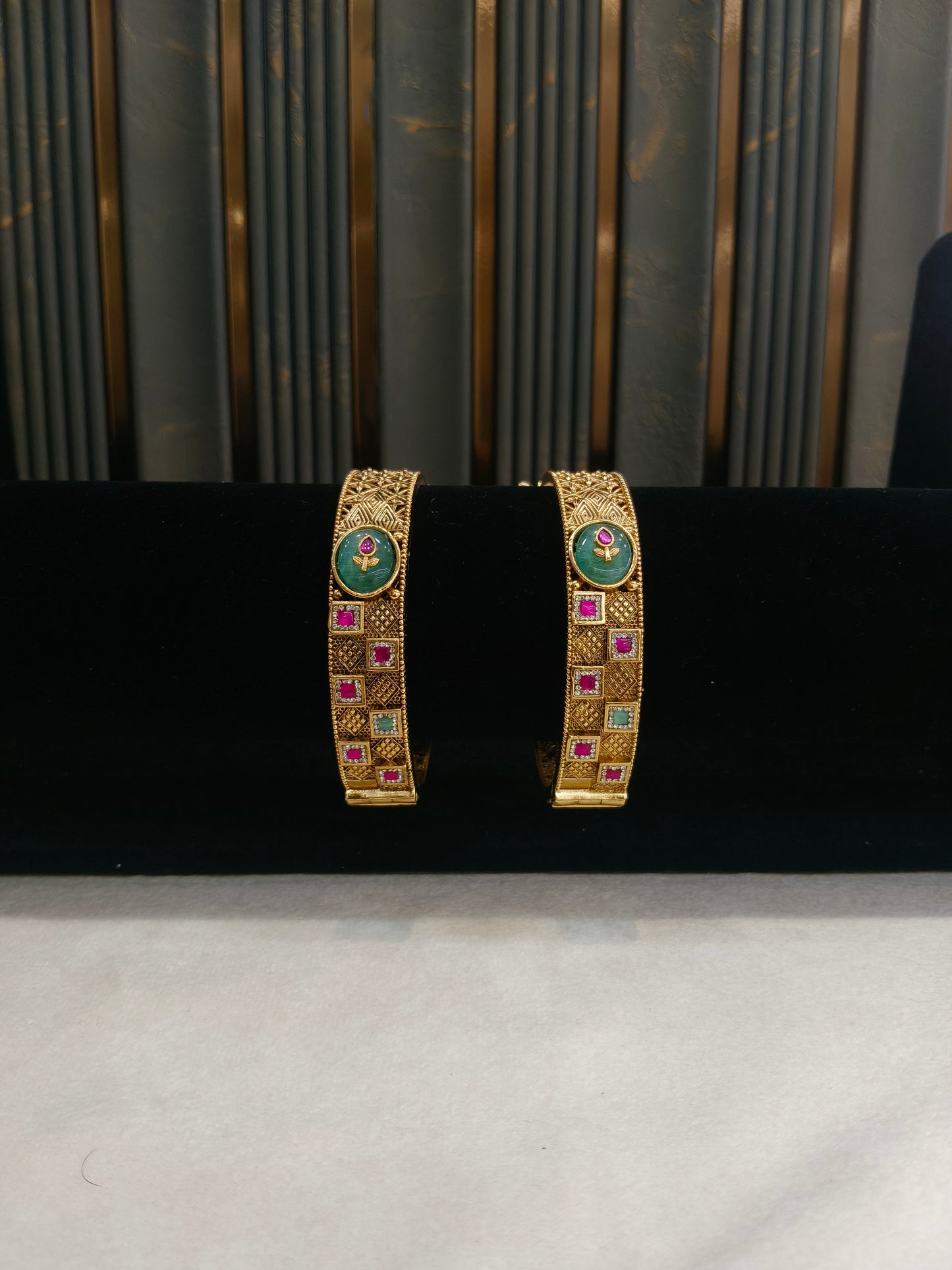 Bangles jewelry /Traditional bollywood jewelry Ruby Mint Safa Gold bangles