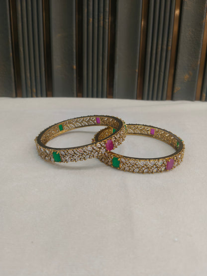 Bangles jewelry /Traditional bollywood jewelry Ruby Green Antique CZ Stone Aloo bangles