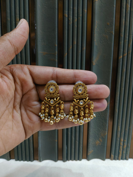 Gold Polki Niha Earrings