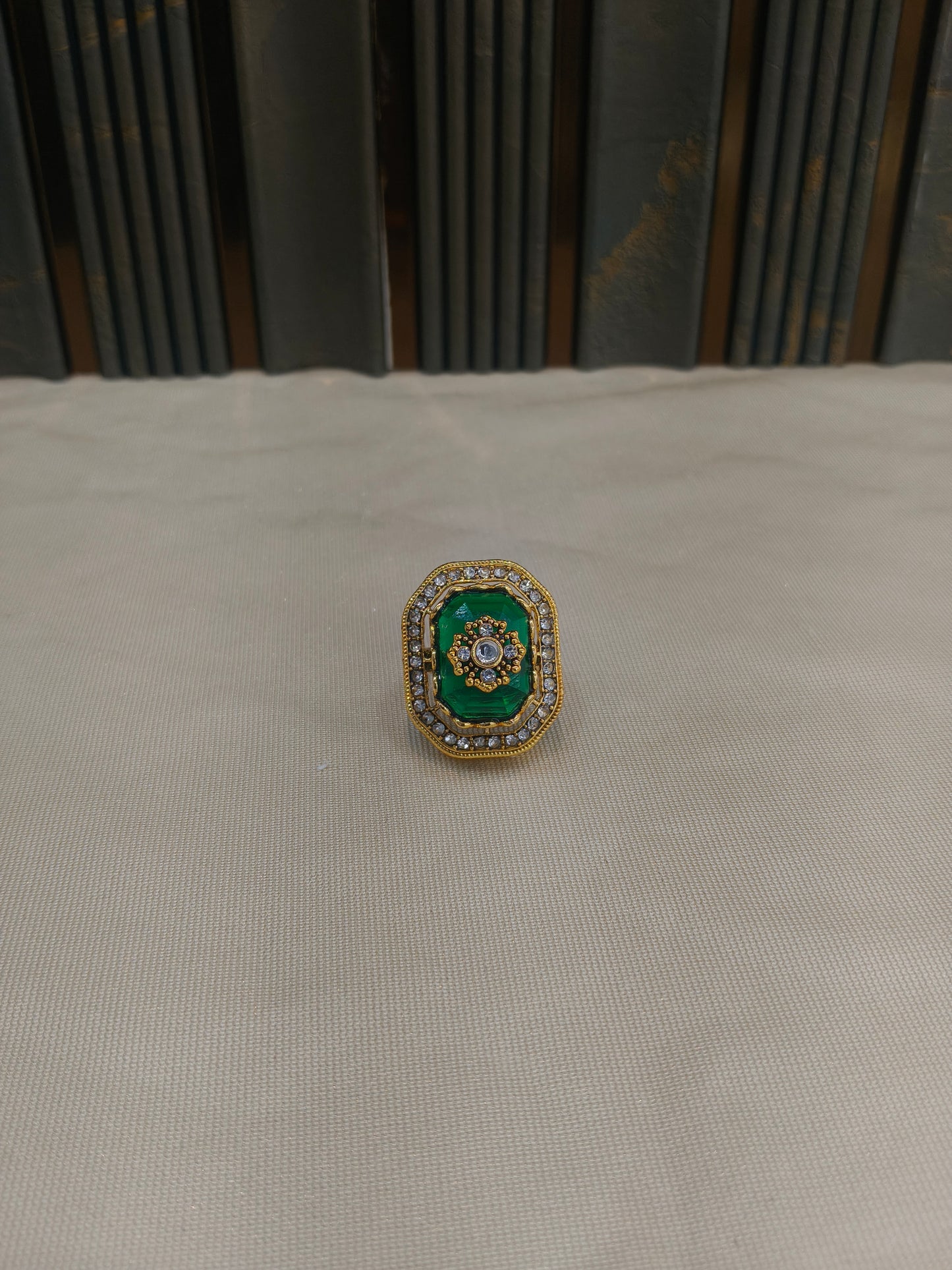 Kundan Adjustable Una Finger Rings
