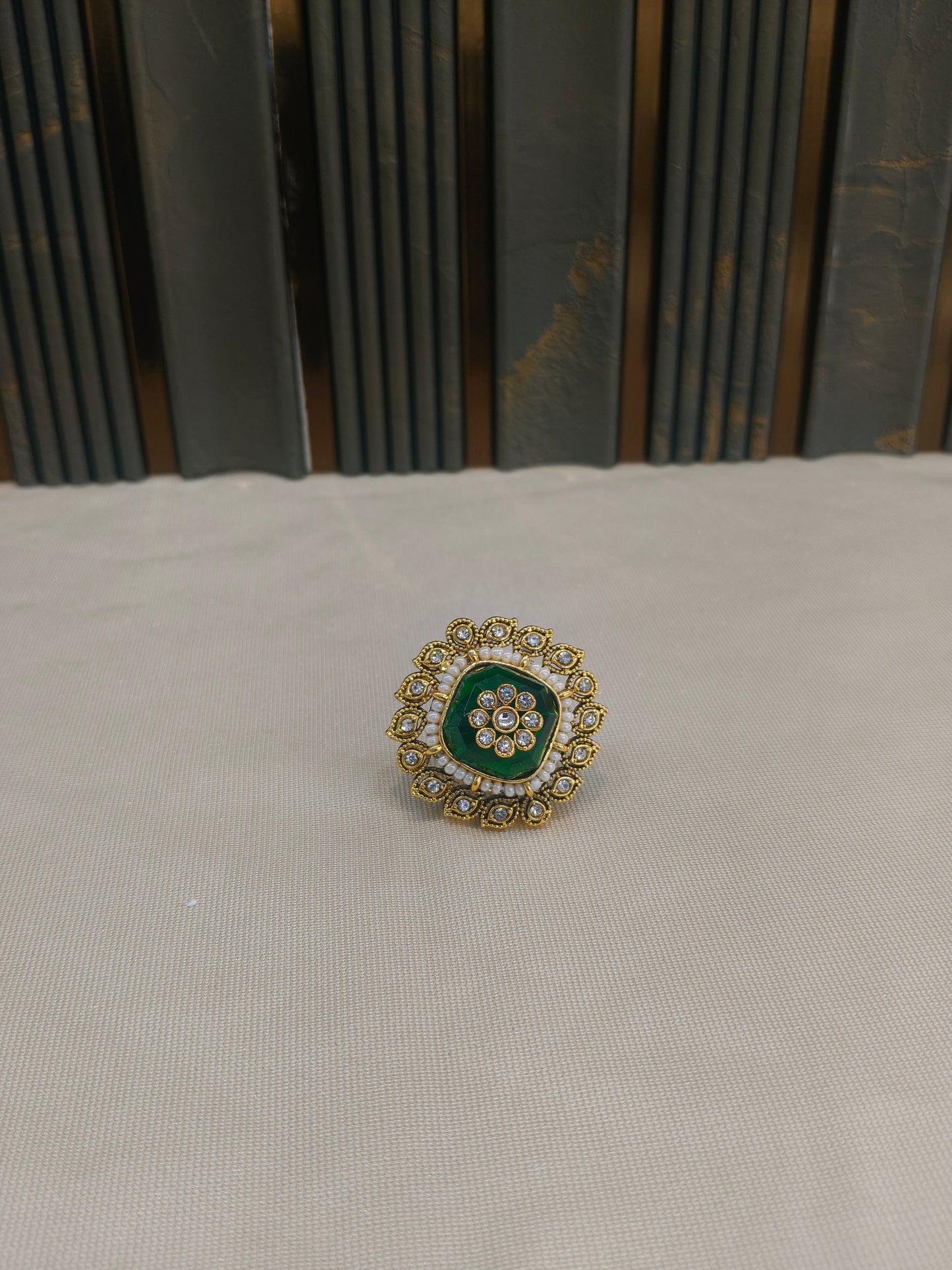 Kundan Adjustable Una Finger Rings