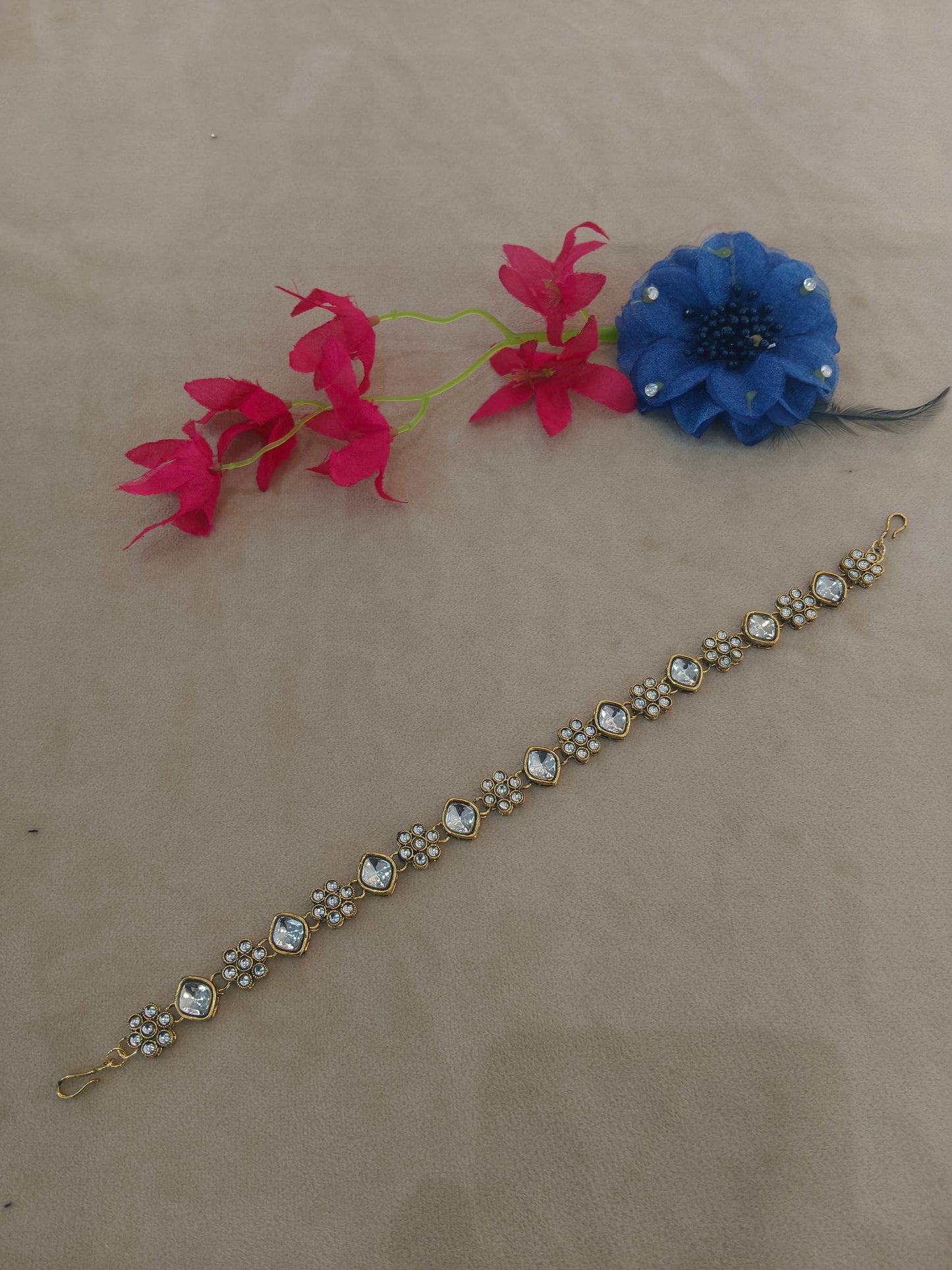 Gold White Kundan Sheesh Phool Headpiece Matha Patti