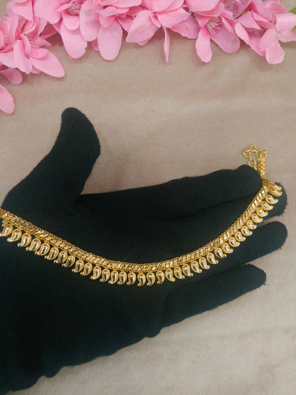 Gold Forming Jewellery Soni Necklace Set