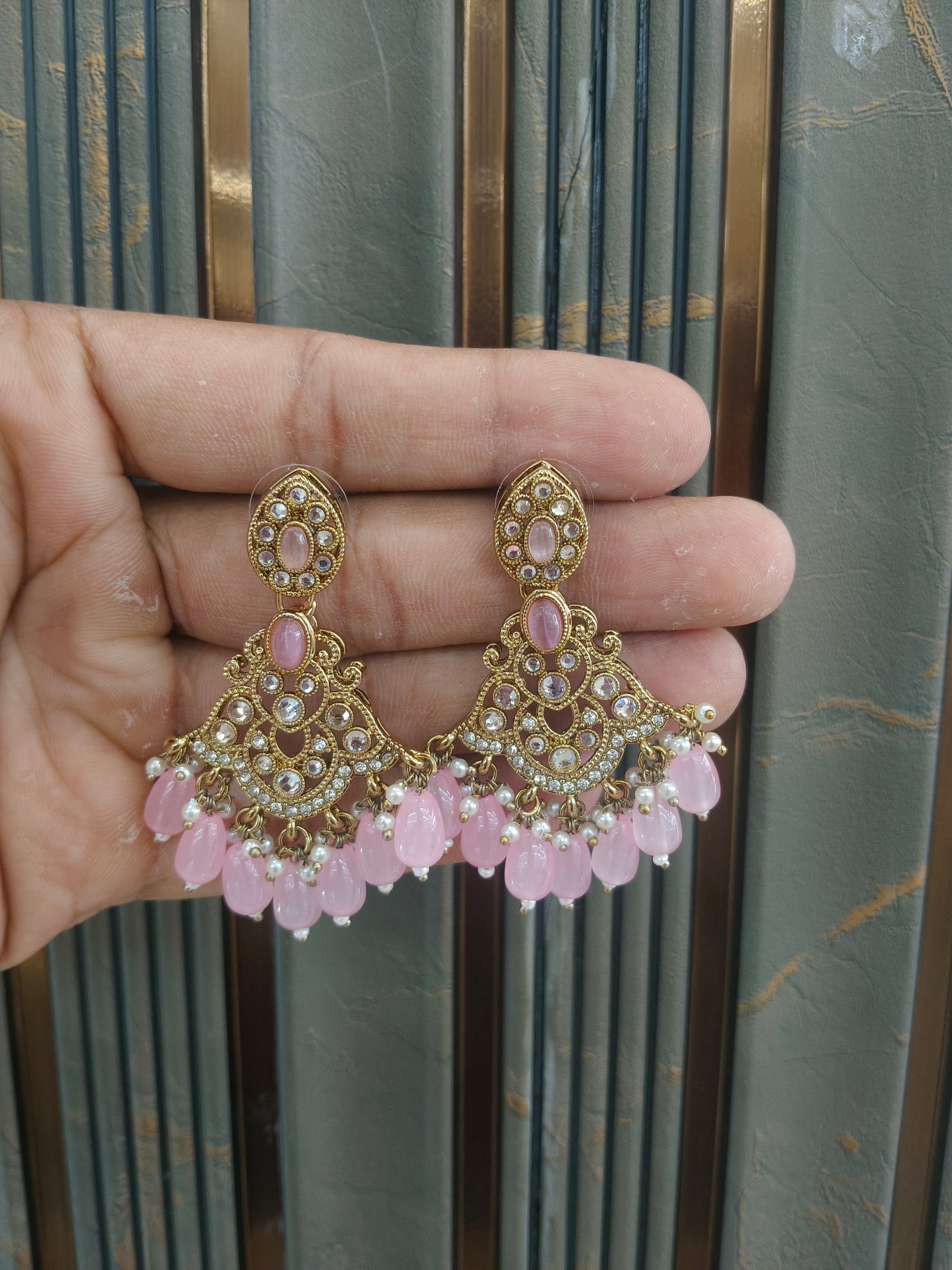 Antique Kundan Bollywood  Sonam Earrings