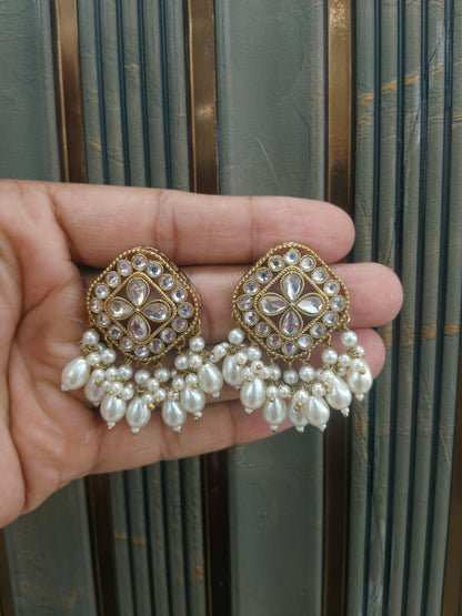 Antique Kundan Bollywood  Beli Earrings