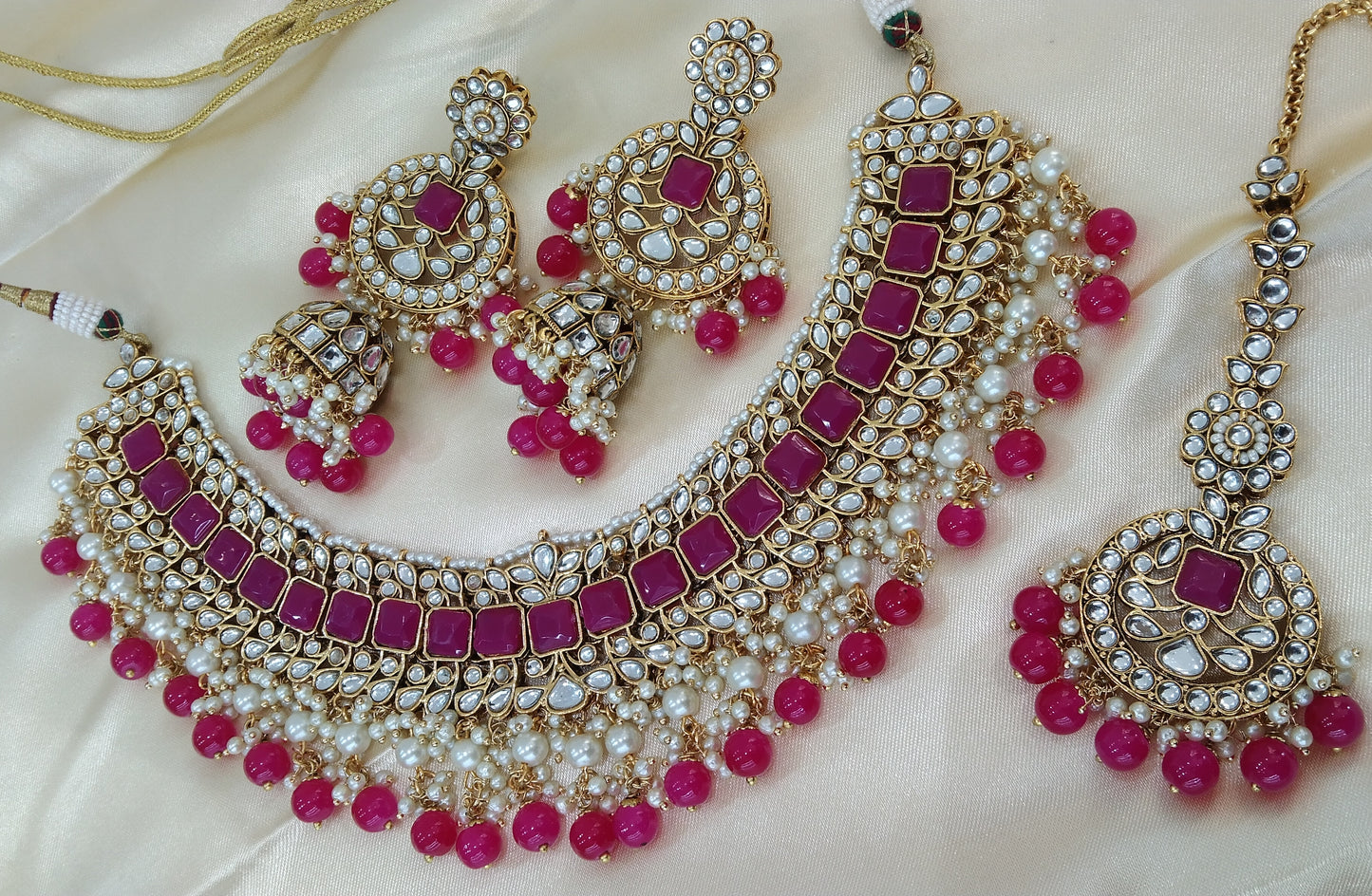 Ameera  Rani Kundan Necklace Jewellery Set