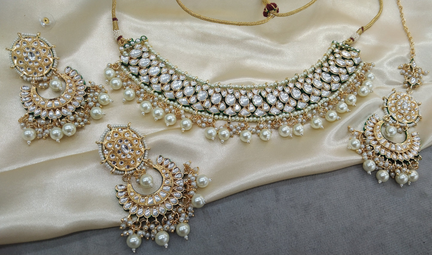 Chadni Gold White Kundan Indian Jewellery Set