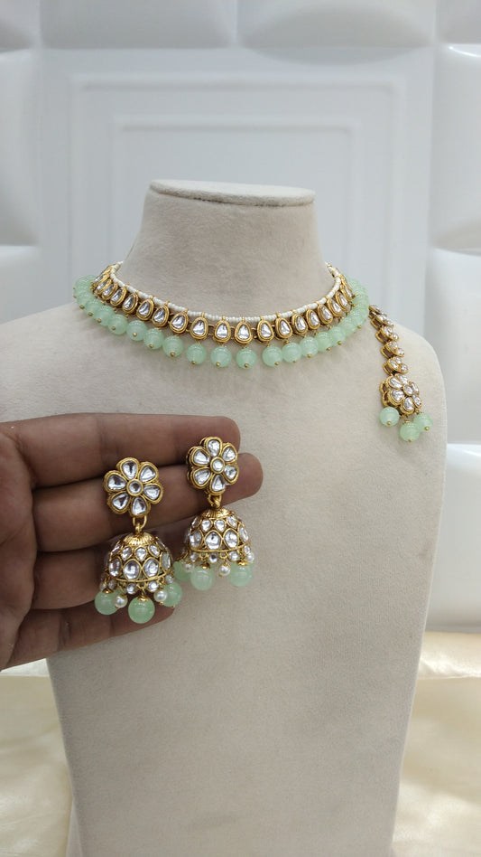 Divya Pista kundan Indian Jewellery Set